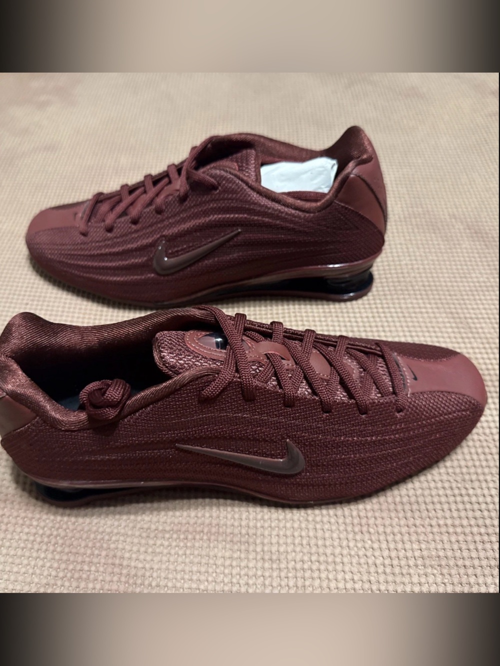 Nike Shox Z Dark Team Red Black Womens Size 7.5 Mens 6 Sneakers HQ7540-600